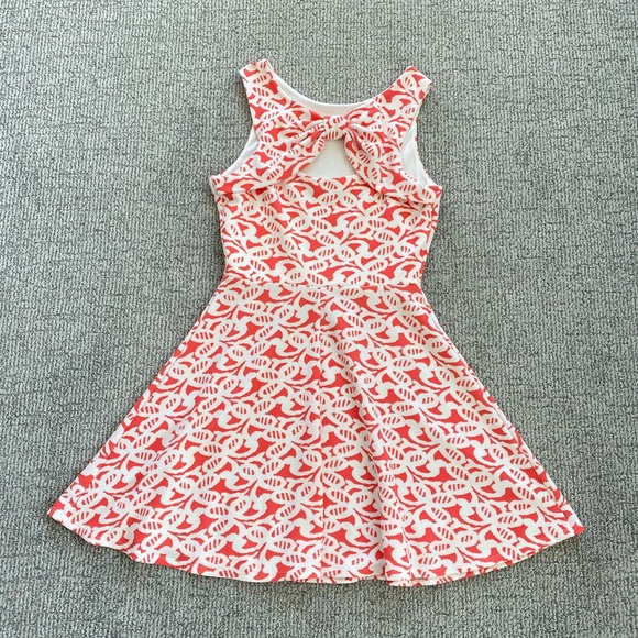 Charming Charlie Dresses & Skirts - Pink Dress W/ Bow in Back🌷